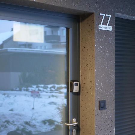 Przytulna Kawalerka 77 Lejlighed Wrocław Eksteriør billede